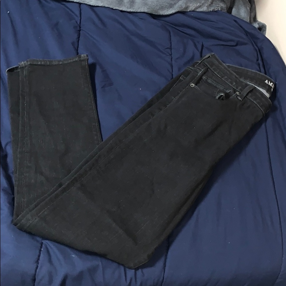 WORN ONCE: American Eagle Jeans